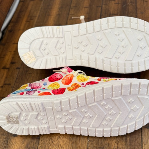 Emmeline's Fashion Easter Eggs Printed Square Toe Slip On Canvas Flats Shoes - Picture 9 of 14